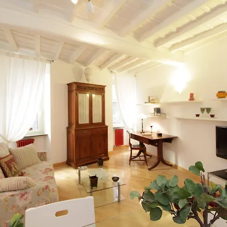 Pellegrino Apartment *