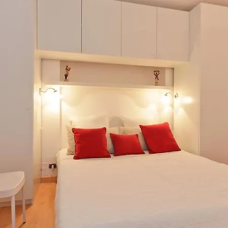 Pellegrino Apartment